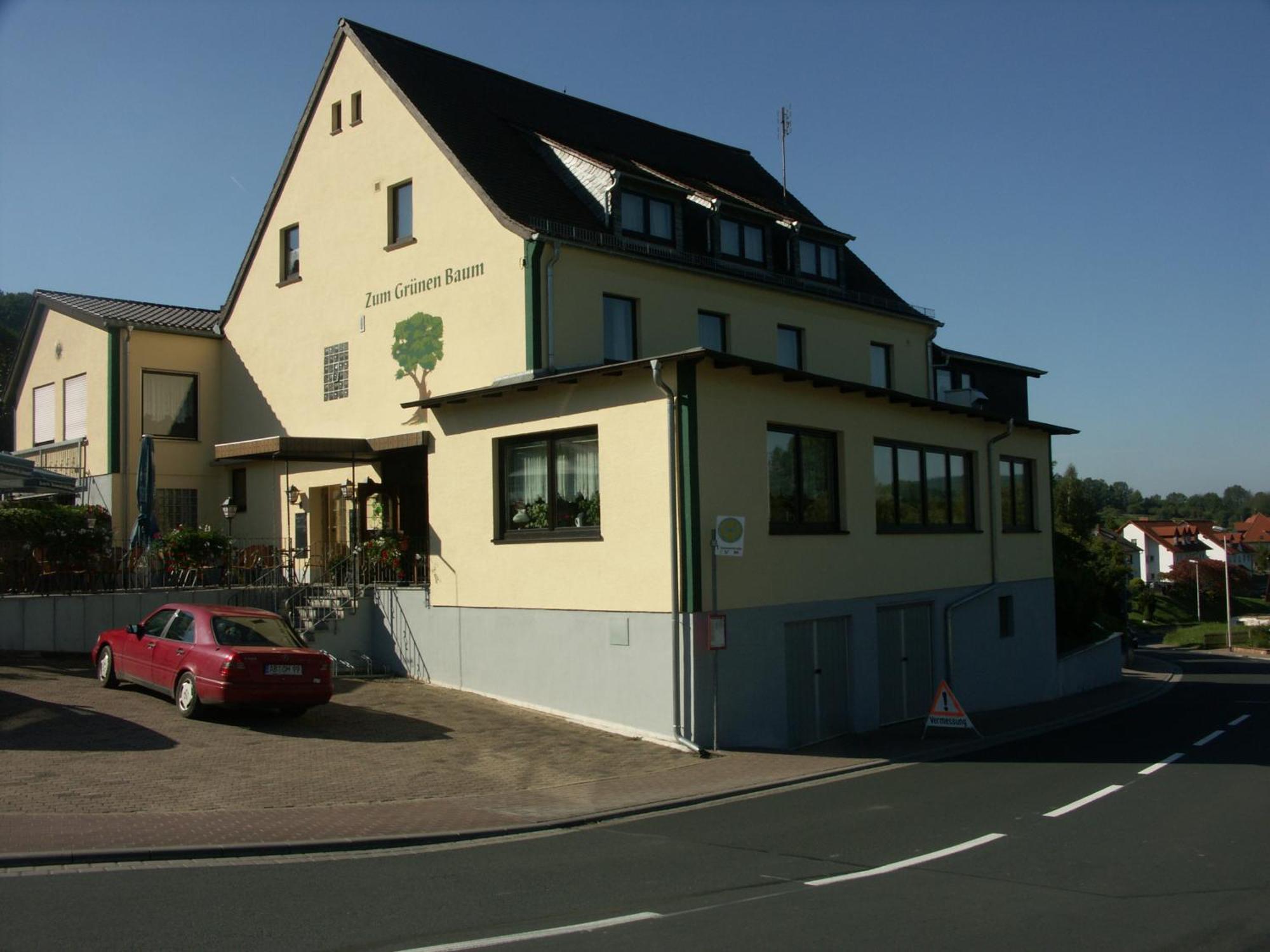 Restaurant Gruener Baum Hotel Leidersbach Eksteriør billede